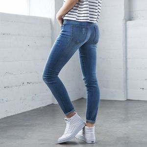 Pacsun skinny jeans size 25